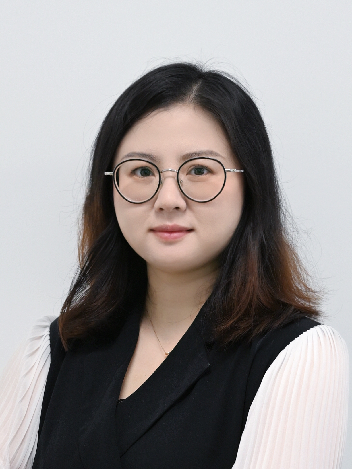 杨璐_副本.jpg